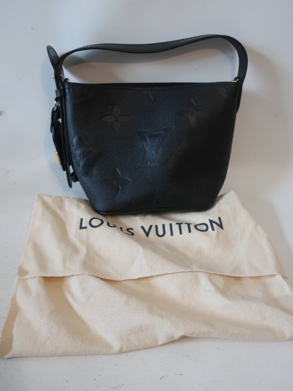 Womens Louis Vuitton All In Black Leather Monogram Empreinte Designer Handbag